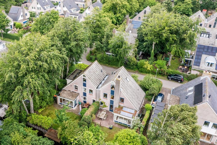 Ursulinenlaan 24 in Bergen (NH) foto