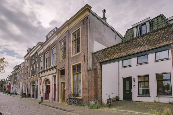 Utrechtse Veer 23A in Leiden foto