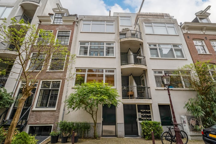 Utrechtsedwarsstraat 164 in Amsterdam