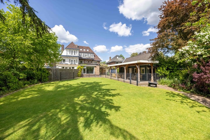 Photo of property Utrechtseweg 323, De Bilt