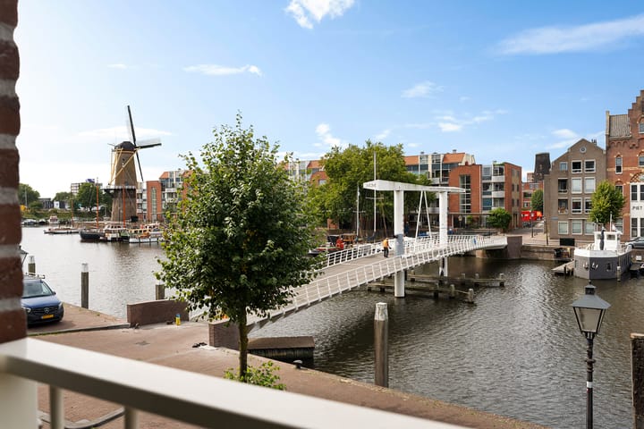 V.O.C.-plein 6 in Rotterdam
