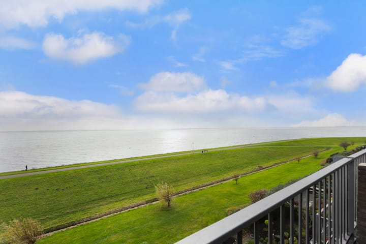 Vaargeul 178 in Hellevoetsluis