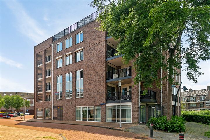 Vaartstraat 1 in Spijkenisse