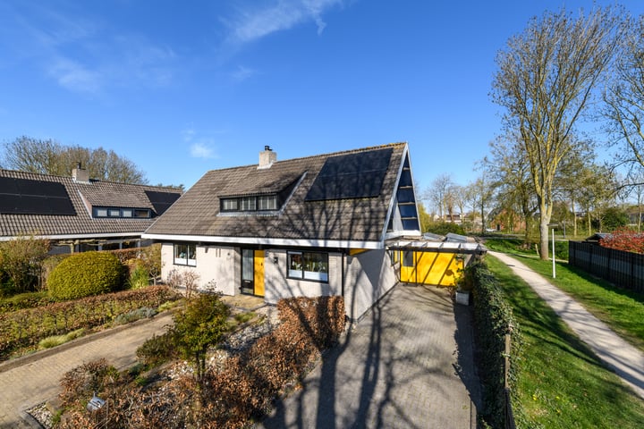 Photo of property Valeriaan 55, Heerenveen