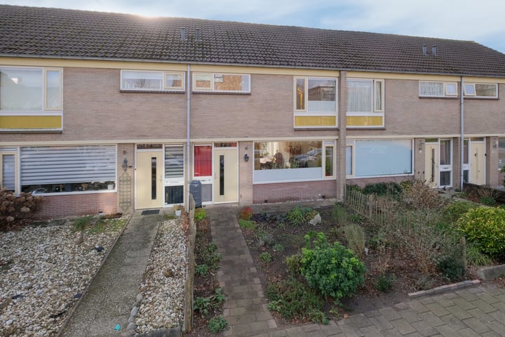 Photo of property Valeriusstraat 58, Almelo