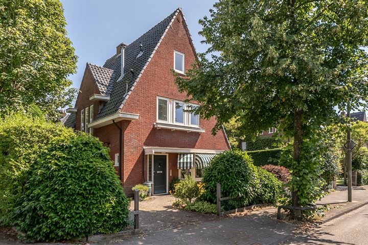 Valkenburgerlaan 18 in Heemstede