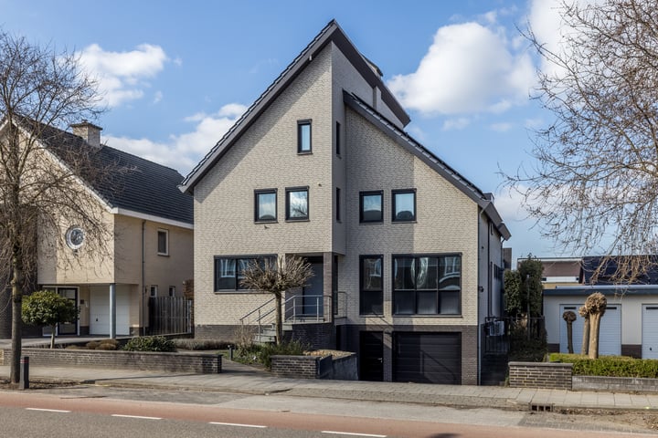Valkenburgerweg 42 in Voerendaal