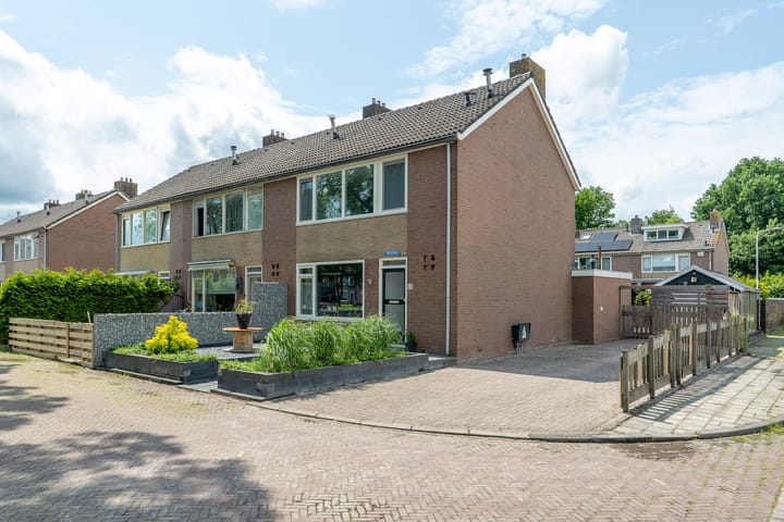 Valkenhof 35 in Kollum