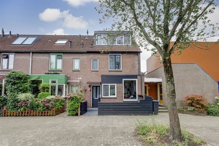 Valkenlaan 23 in Delft