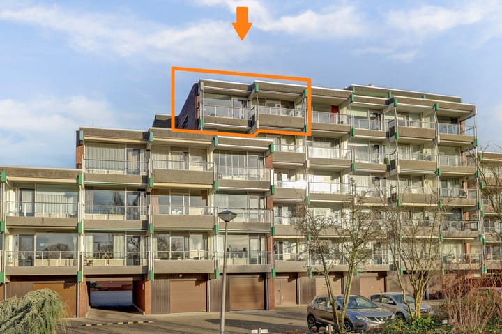 Photo of property Valkenstede 125, Hoogeveen