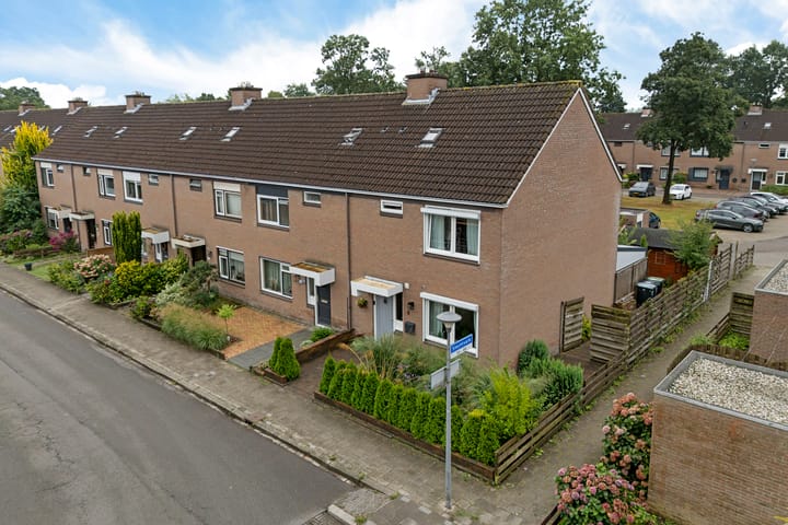 Photo of property Valkenveld 131, Emmen