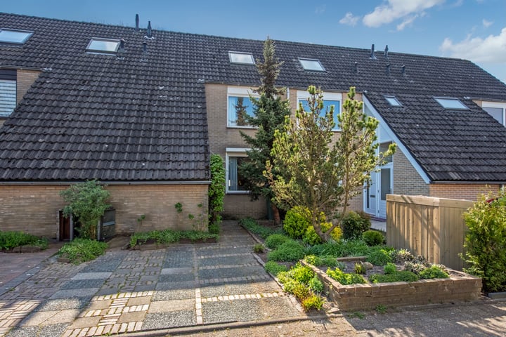 Valkhof 99 in Leidschendam