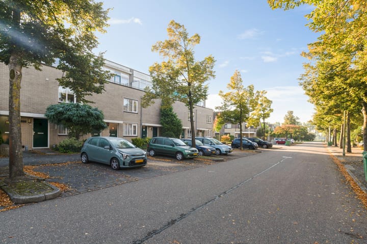 Valreep 12 in Amstelveen foto