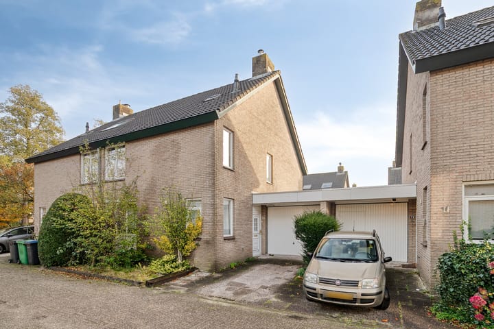 Valreep 74 in Amstelveen