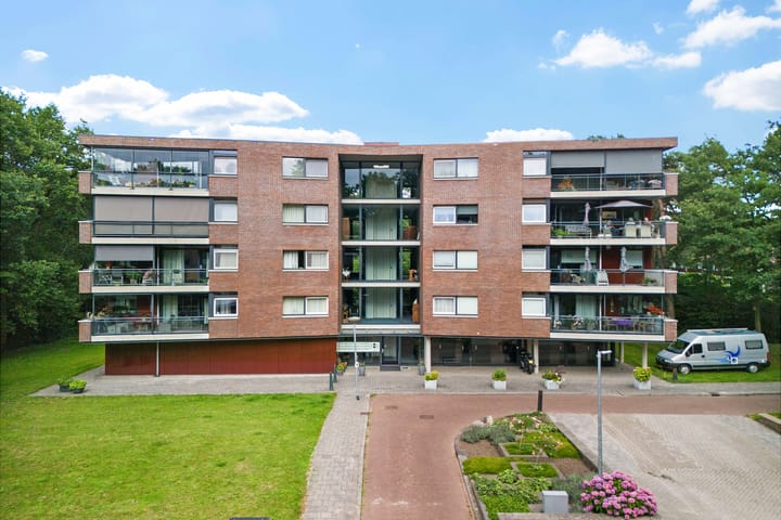 Photo of property Valtherlaan 223, Emmen