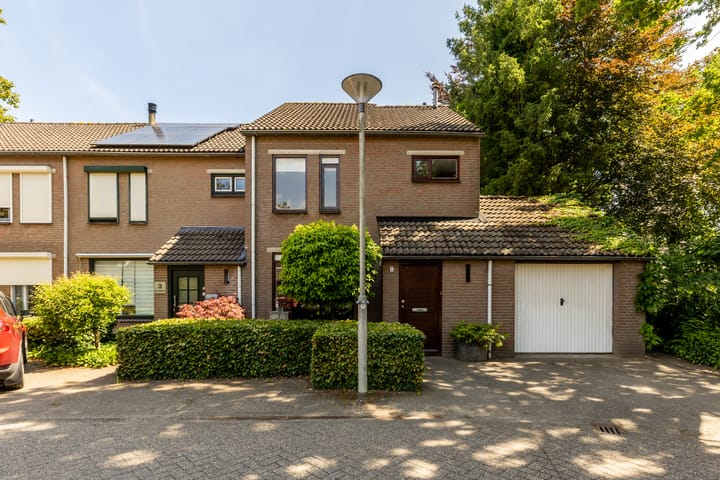 van Aerlestraat 1 in Oirschot