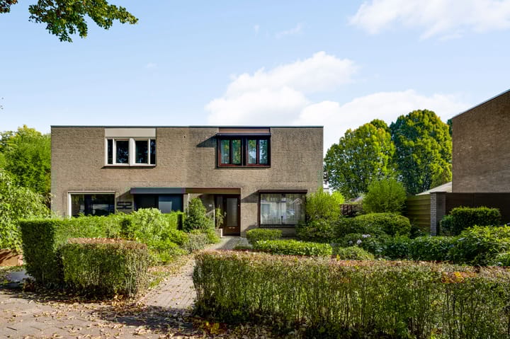 Van Akenstraat 50 in Geleen