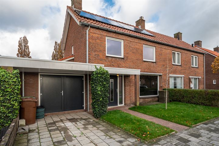 Van Aldeneyckstraat 24 in Hilvarenbeek