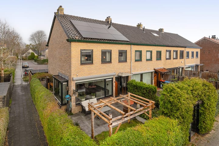 Photo of property van Alkemadelaan 44, Brielle
