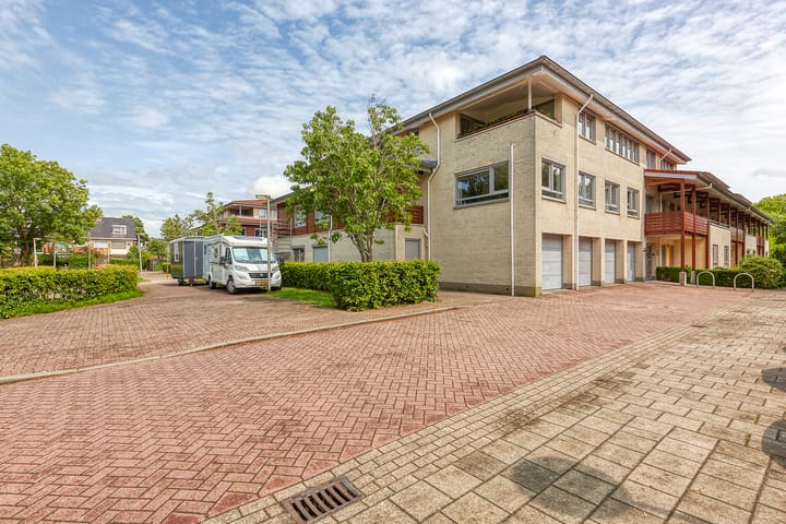 Van Alphenplein 94 in Leiderdorp