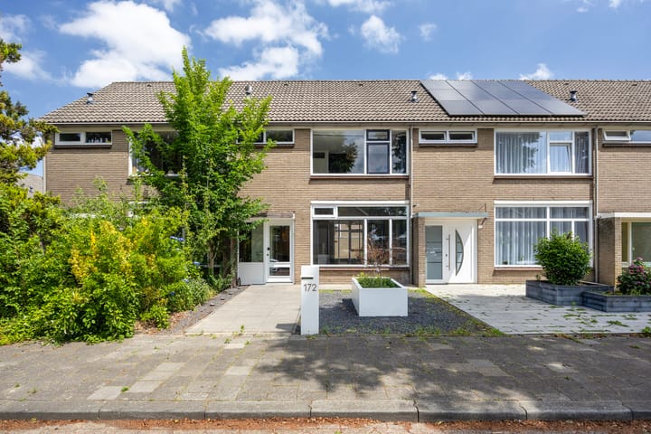 Van Anrooijstraat 172 in Oss