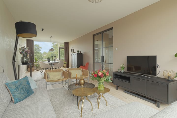 Photo of property Van Anrooystraat 429, Ridderkerk