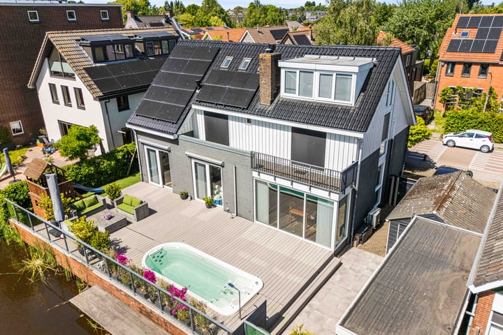 van Beekstraat 124A in Landsmeer foto