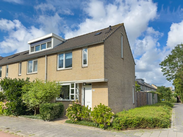 Photo of property Van Beethovenlaan 133, Capelle aan den IJssel