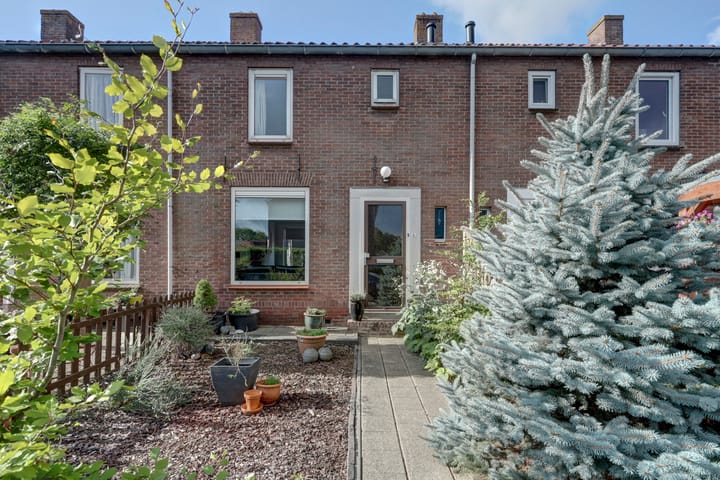 van Blankensteinstraat 8 in Heenvliet