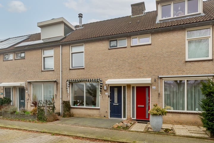 Van Brakelvliet 27 in Barendrecht