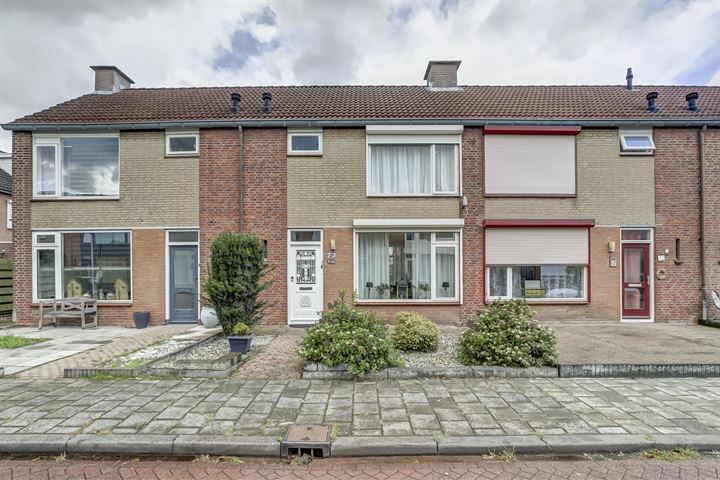 Van Bredastraat 23 in Steenbergen