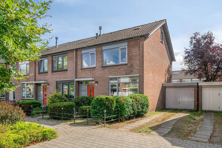 Van Breestraat 136 in Tilburg photo