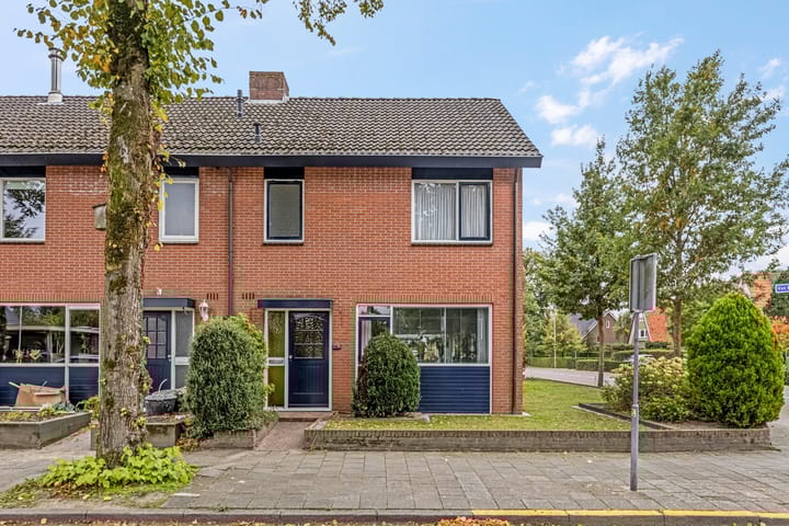 Van Broekhuyzenstraat 15 in Otterlo