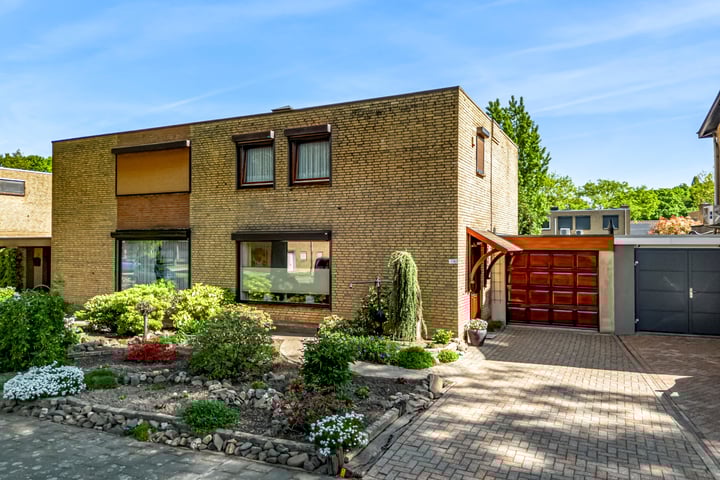 Photo of property Van Cloudtstraat 18, Stein
