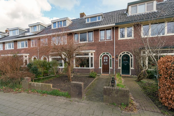 Van Dalenlaan 16 in Santpoort-Zuid