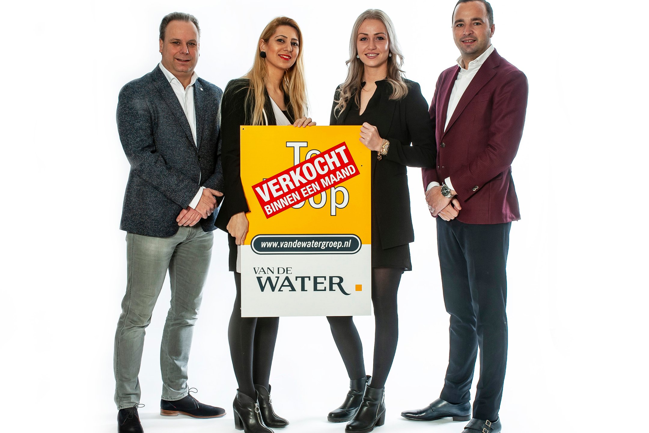 Kantoor foto van Van de Water Makelaars Oosterhout