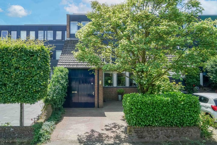 Photo of property van Dedemlaan 23, Hoevelaken