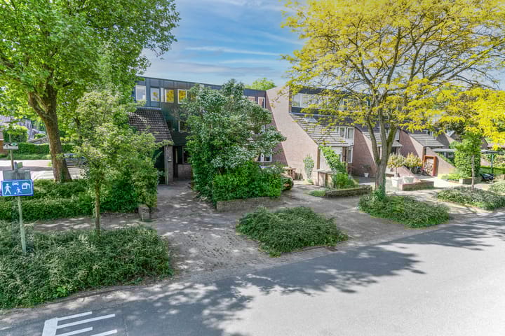 van Dedemlaan 43 in Hoevelaken