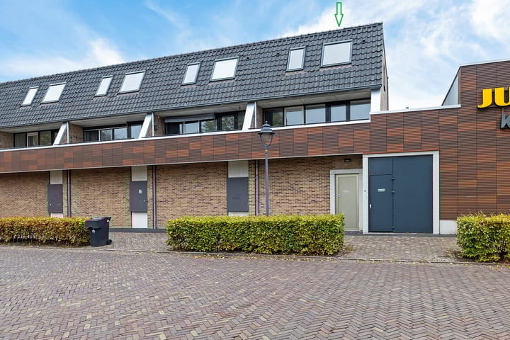 van Dekemalaan 29 in Heerenveen