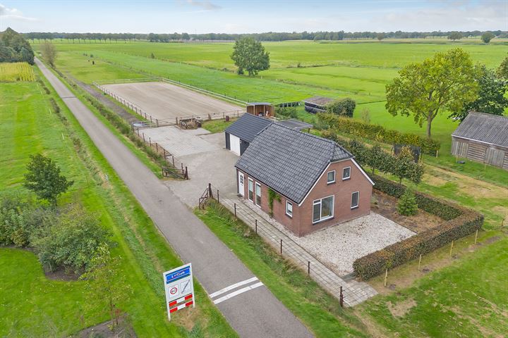 Van den Beltsweg 2 in Lutten