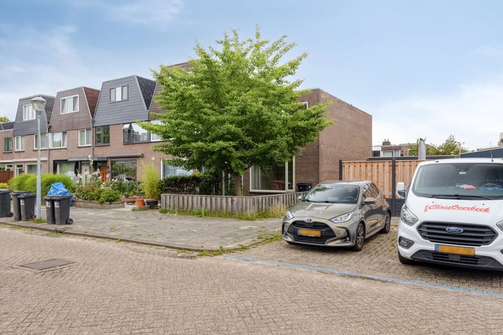 Foto van woning Van den Berghlaan 229, Hoofddorp