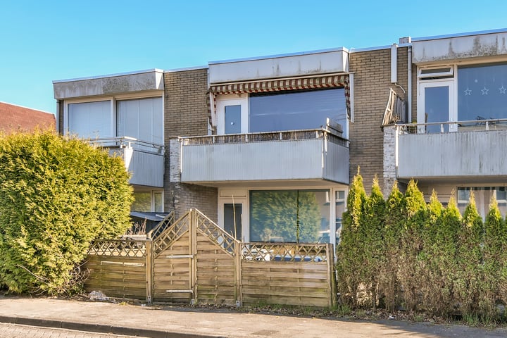Photo of property Van den Berghlaan 293A, Hoofddorp