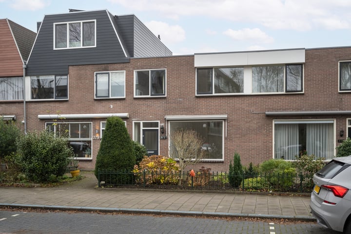 Van den Berghlaan 377 in Hoofddorp