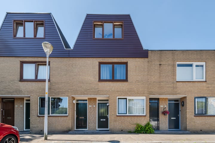 Van den Berghlaan 479 in Hoofddorp