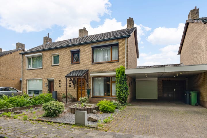 Van Den Bongaertstraat 37 in Haelen