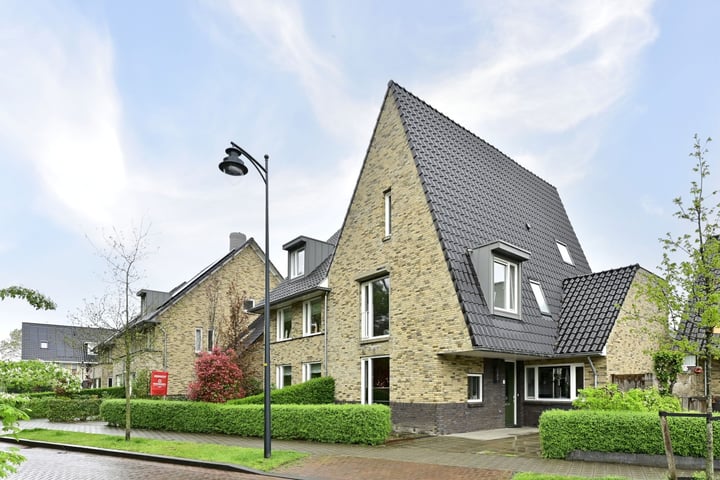 Photo of property Van den Boschlaan 111, Ede