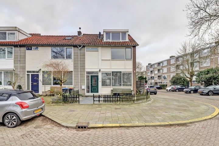 Van den Broekstraat 11 in Ridderkerk