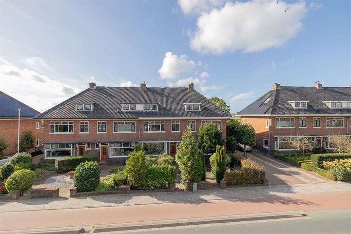 Van den Endelaan 59 in Hillegom