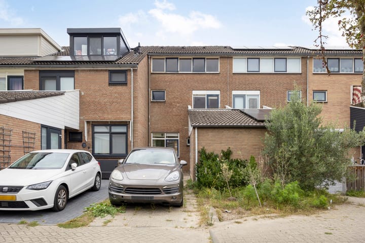 Van der Burghstraat 10 in Hendrik-Ido-Ambacht
