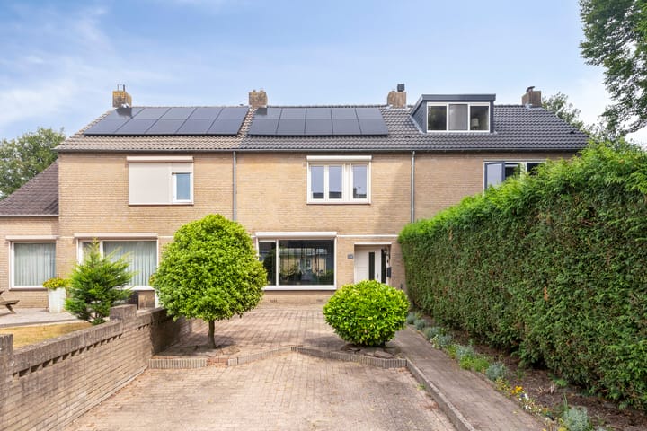 Van der Duyn van Maasdamstraat 4 in Oss